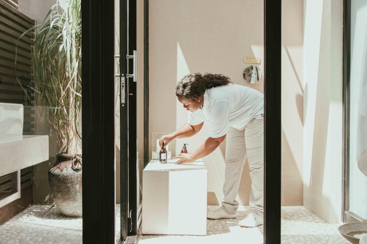 Villa Serenity 18 Ronald Rd Camps Bay Cape Town