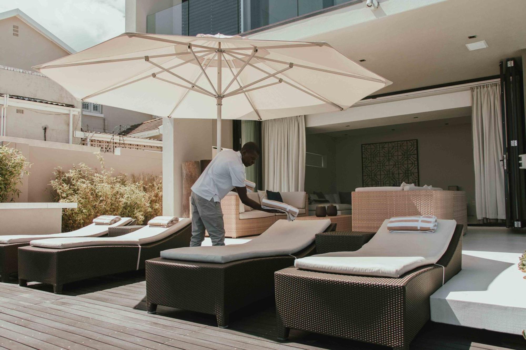 Serenity 18 Ronald Rd Camps Bay * Cape Town
